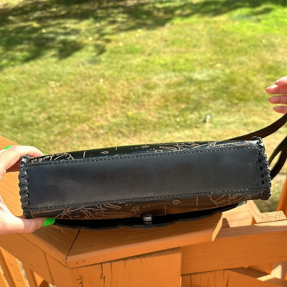 Patricia Nash Black Leather Sarola Map Print
Crossbody Purse NWT - Picture 9 of 16